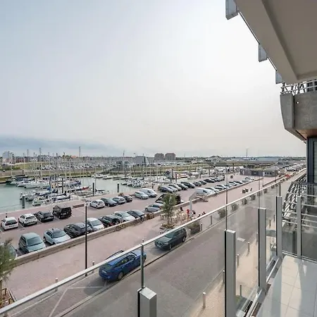 2-Slaapkamer Appartement Met Zicht Op De Haven